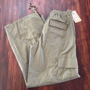 2/$30JJXX Women's Yoko Cosy Cargo Pants In Olive Green Size Medium NWT